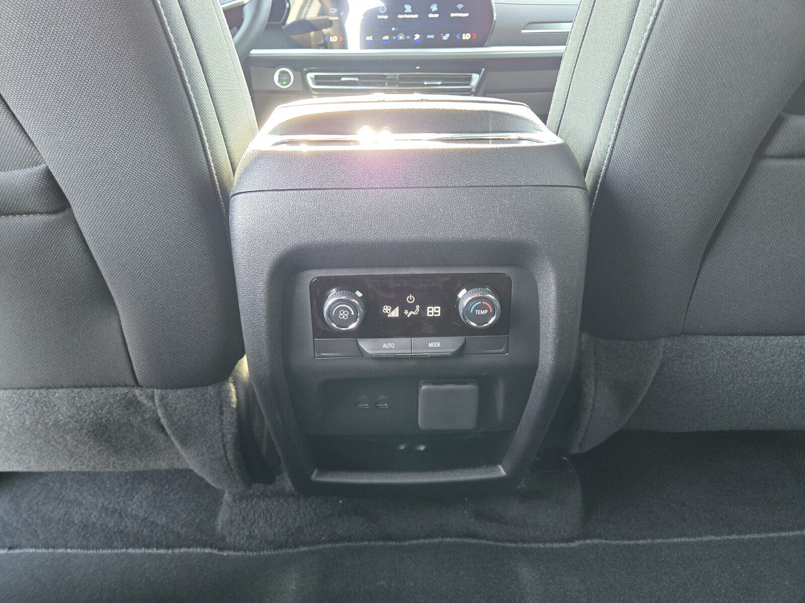 New 2026 Chevrolet Traverse LT w/ Enhanced Driving Package FWD image 12