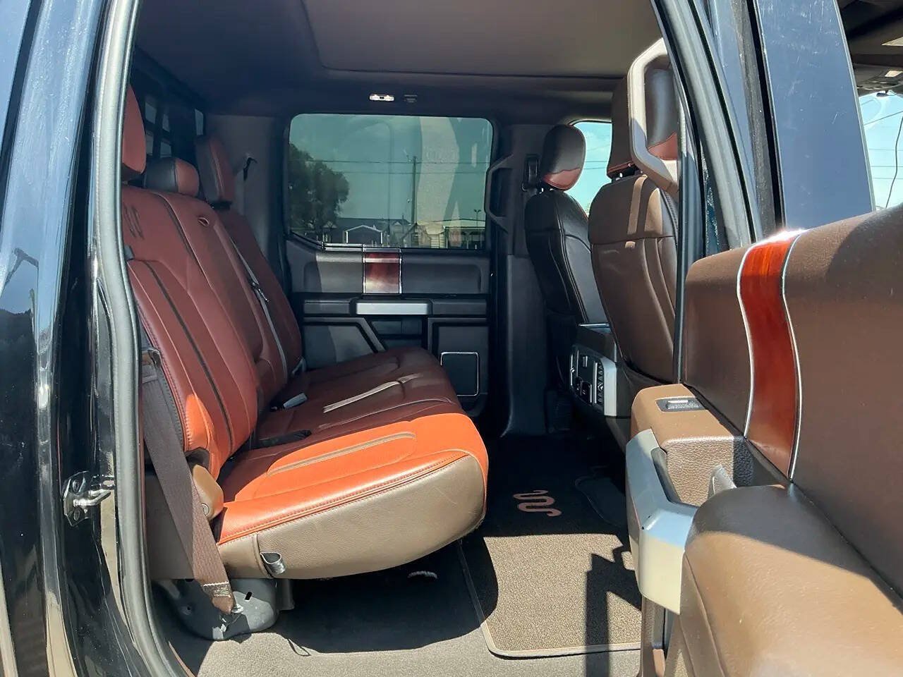Used 2020 Ford F350 King Ranch w/ King Ranch Ultimate Package AWD/4WD image 22