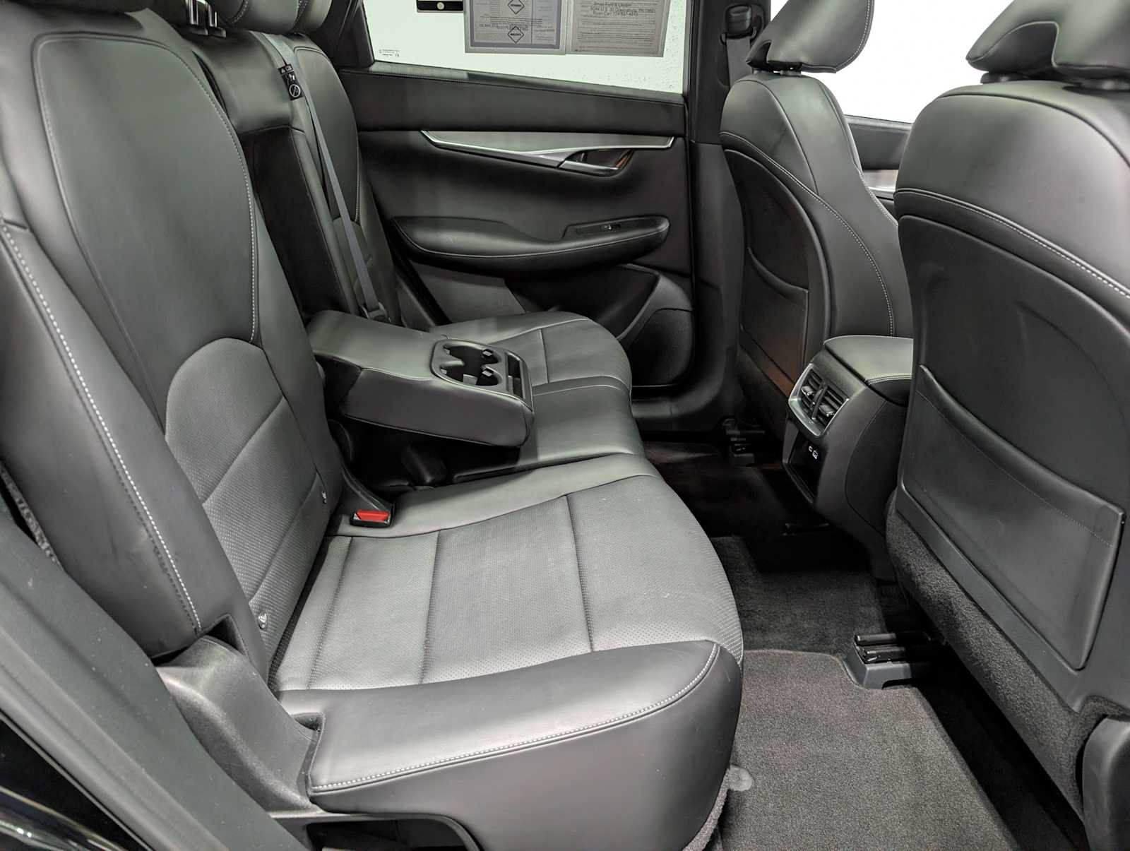 Used 2023 INFINITI QX50 Luxe AWD/4WD image 42