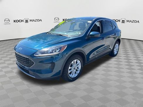 Used 2020 Ford Escape SE AWD/4WD image 3