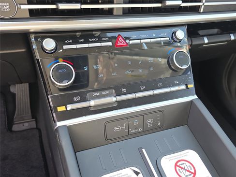 New 2026 Hyundai Santa Fe SEL image 17