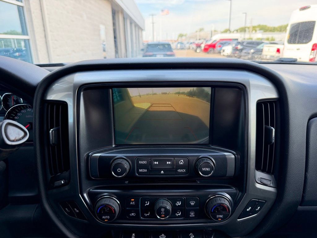 Used 2018 Chevrolet Silverado 1500 LT w/ All Star Edition AWD/4WD image 15
