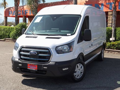 Used 2022 Ford E-Transit Medium Roof RWD image 4