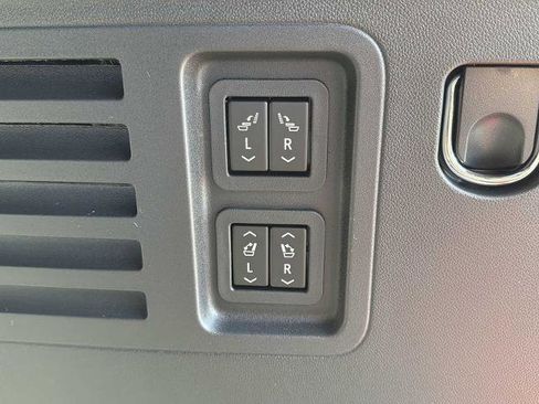 New 2026 Buick Enclave Avenir w/ Super Cruise Package image 33