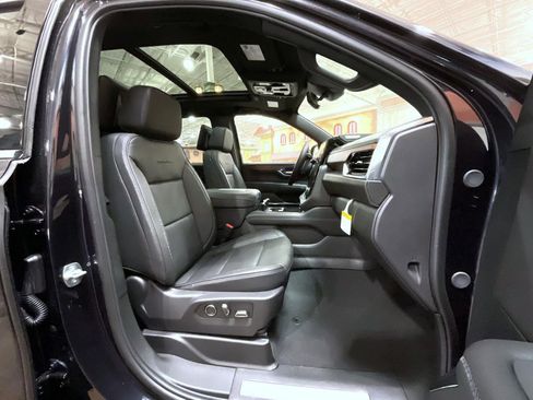 New 2026 GMC Yukon XL Denali w/ Advanced Technology Package AWD/4WD image 15