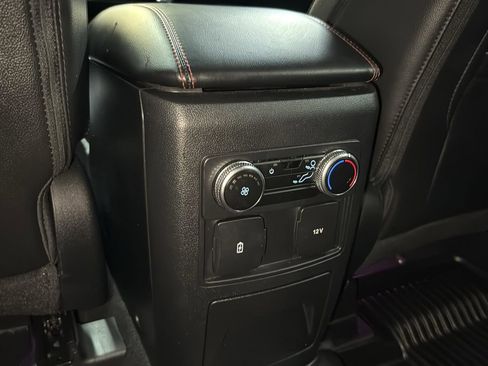 Used 2023 Ford Explorer ST-Line w/ Class IV Trailer Tow Package image 28