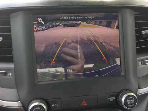 Used 2019 RAM 1500 Big Horn AWD/4WD image 20