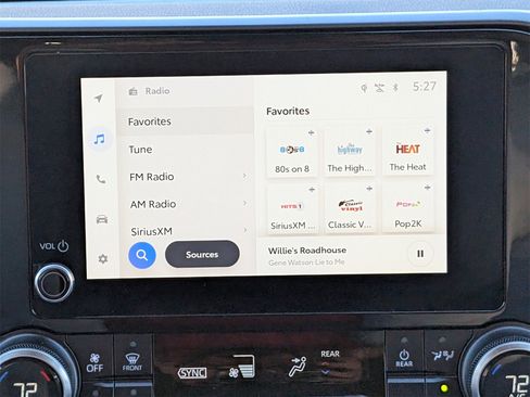 Used 2024 Toyota Highlander XLE image 18