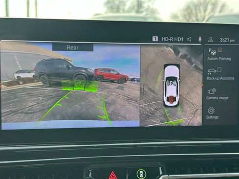 Used 2025 BMW M850i xDrive image 27