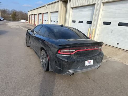 Used 2018 Dodge Charger R/T image 21
