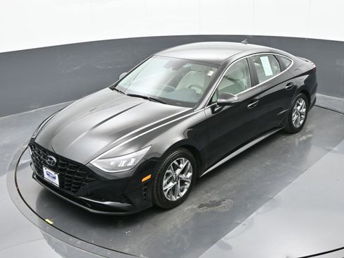 Used 2022 Hyundai Sonata SEL w/ Preferred Accessory Package image 32