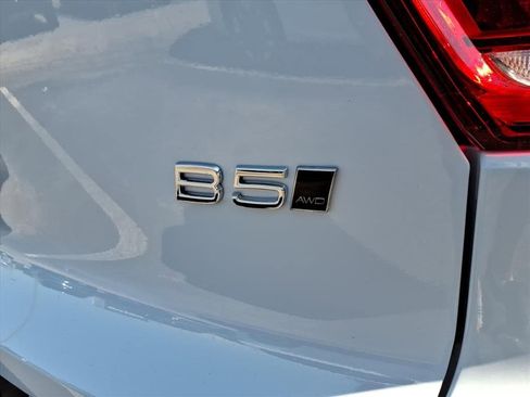 New 2026 Volvo XC40 B5 Plus w/ Protection Package Premier image 6