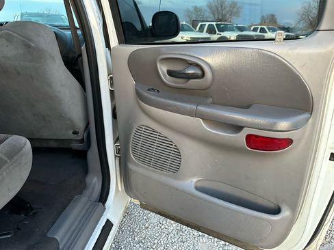 Used 2001 Ford F150 XLT image 21