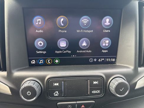 Used 2022 GMC Terrain SLT w/ LPO, Floor Liner Package image 5