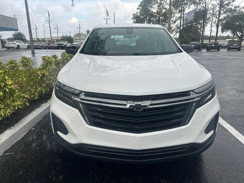 Certified 2024 Chevrolet Equinox LS w/ Sport Edition FWD image 7