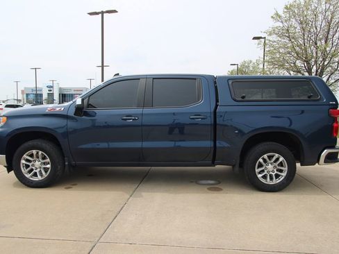 Used 2023 Chevrolet Silverado 1500 LT image 16