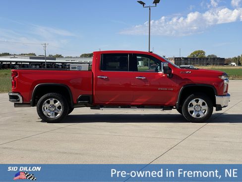 Used 2022 Chevrolet Silverado 2500 LTZ w/ LTZ Plus Package image 14
