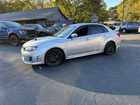 Used 2011 Subaru Impreza WRX STI image 17