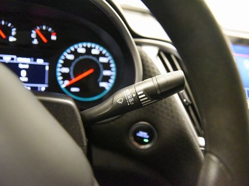 Used 2024 Chevrolet Malibu LT image 28