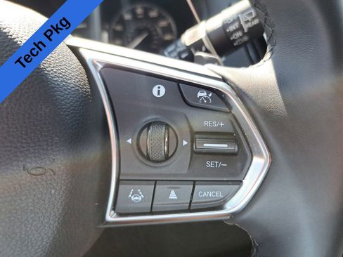 Used 2025 Acura RDX w/ Technology Package image 12