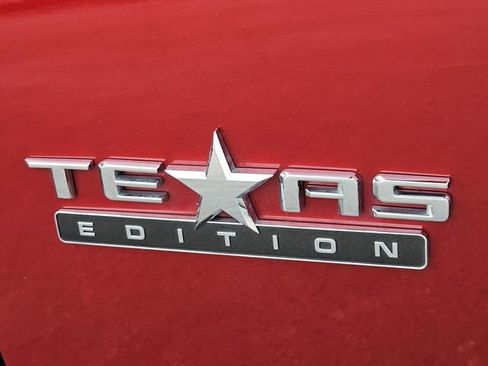 Used 2025 Chevrolet Silverado 1500 LTZ w/ LTZ Convenience Package II AWD/4WD image 15