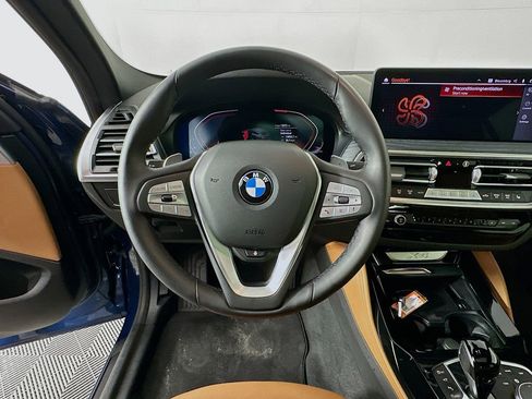 Used 2025 BMW X4 xDrive30i AWD/4WD image 16