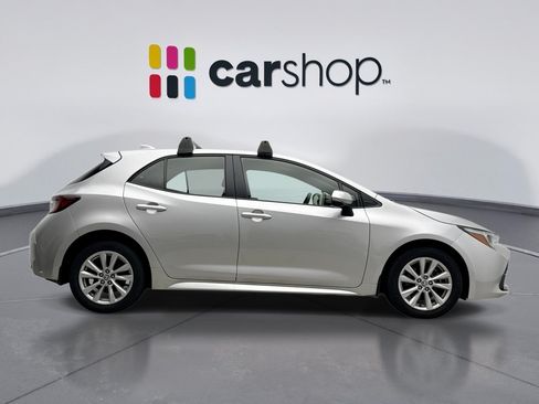 Used 2023 Toyota Corolla SE FWD image 6