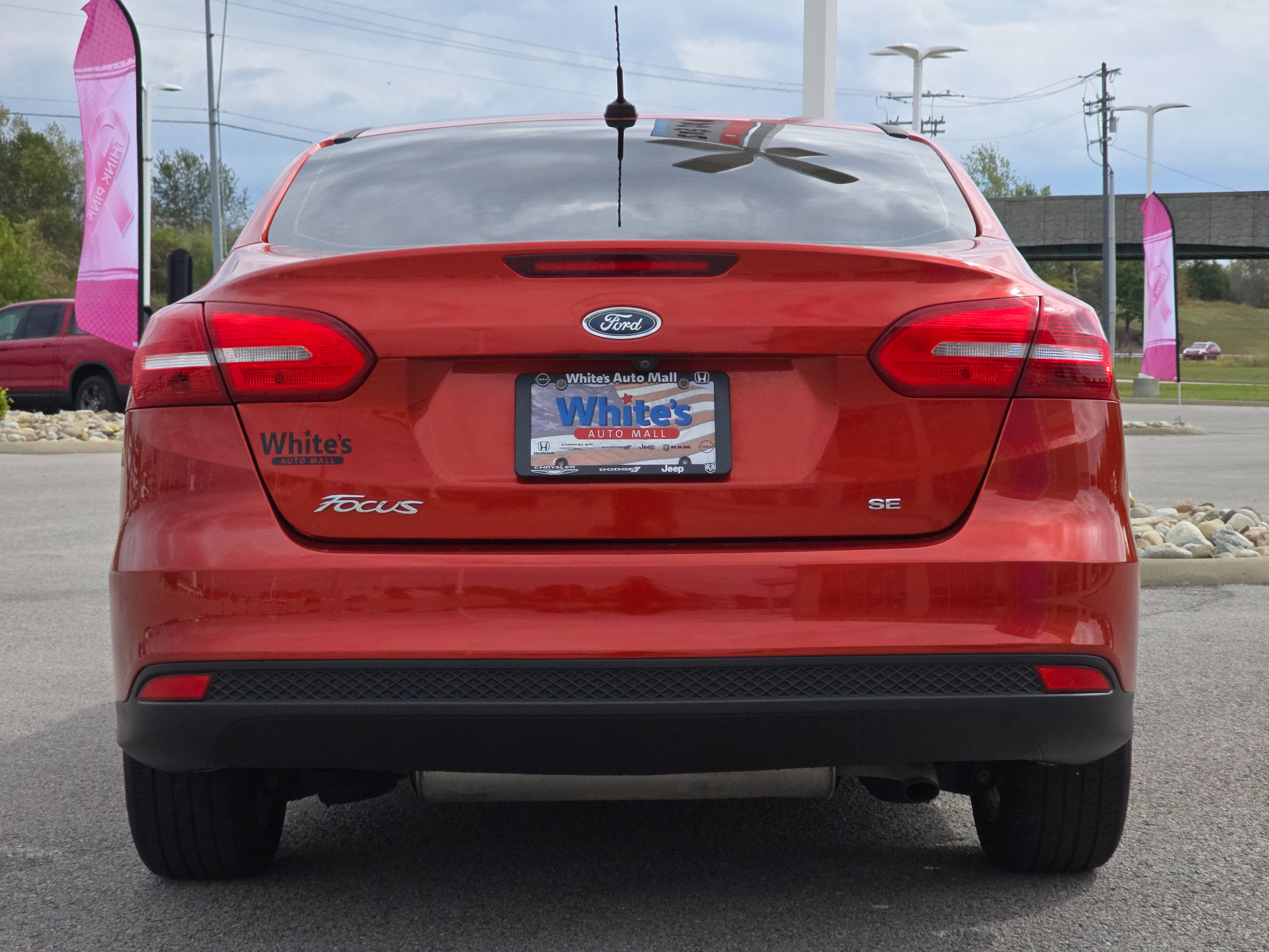 Used 2018 Ford Focus SE FWD image 6
