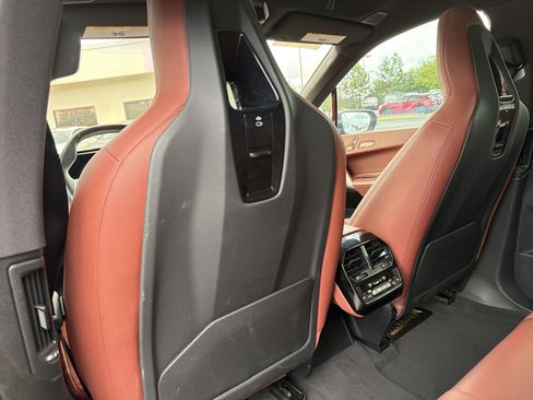 Used 2024 BMW iX M60 AWD/4WD image 18