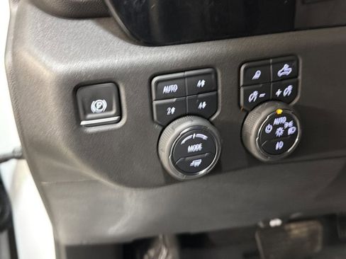 Used 2025 Chevrolet Silverado 1500 LT Trail Boss w/ LT Trail Boss Premium Package AWD/4WD image 35