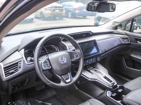 Used 2018 Honda Clarity Touring image 22