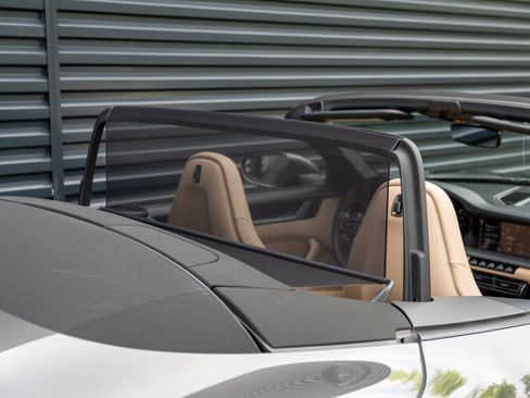 Certified 2021 Porsche 911 Carrera S RWD image 21