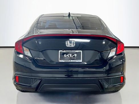 Used 2019 Honda Civic EX image 6