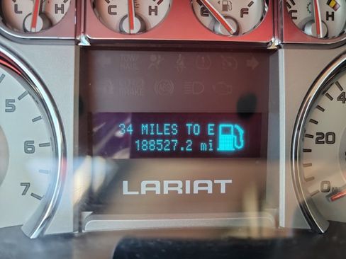Used 2010 Ford F150 Lariat RWD image 22