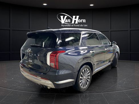 Used 2024 Hyundai Palisade Calligraphy FWD image 7