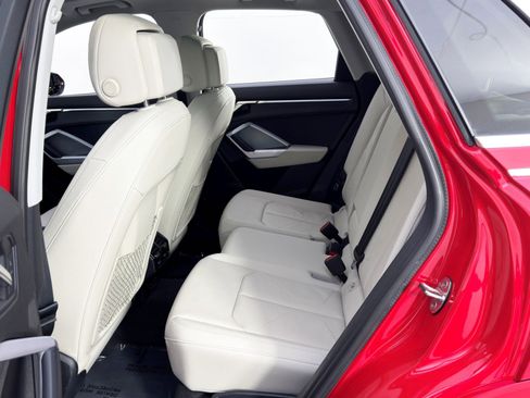 Used 2023 Audi Q3 2.0T Premium Plus image 40