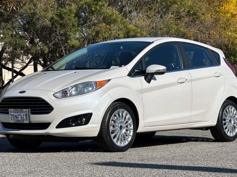 Used 2016 Ford Fiesta Titanium image 8
