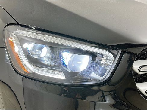 Used 2022 Mercedes-Benz GLC 300 4MATIC image 41