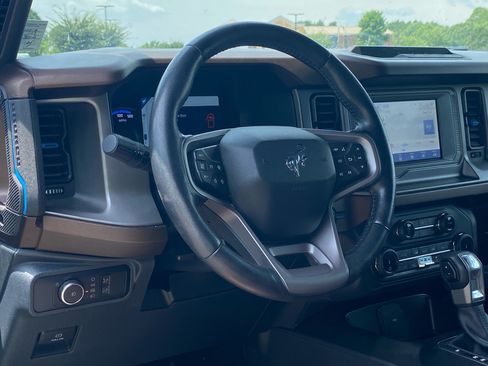 Certified 2022 Ford Bronco Outer Banks AWD/4WD image 5