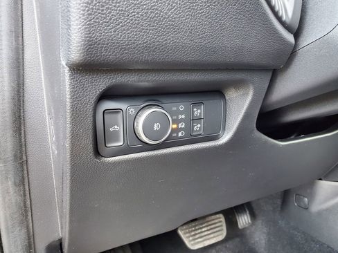 New 2025 Ford Ranger XLT w/ FX4 Off-Road Package image 11