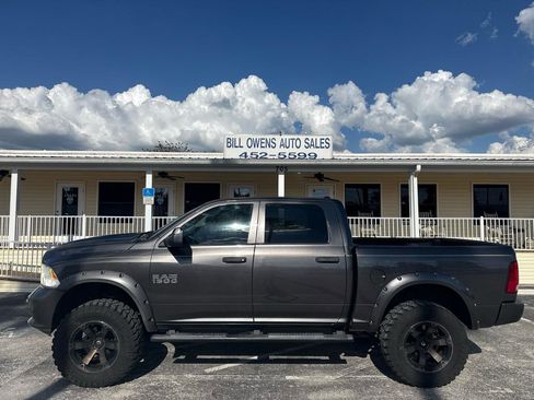 Used 2015 RAM 1500 Express AWD/4WD image 2