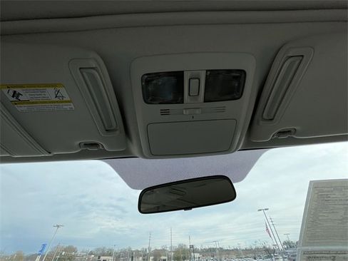 Used 2015 Subaru Forester 2.5i Premium w/ All-Weather Package image 26