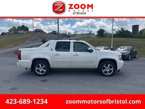 Used 2013 Chevrolet Avalanche LTZ AWD/4WD image 1