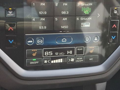 Used 2025 Subaru Ascent Onyx Edition image 16