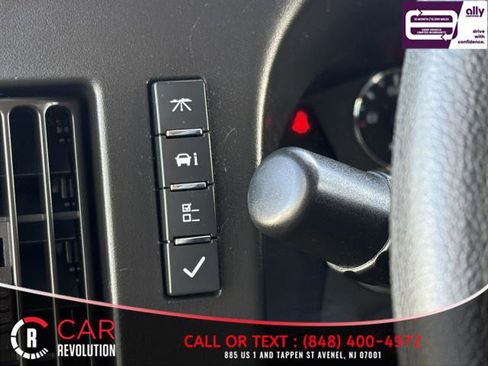 Used 2022 Chevrolet Express 3500 LS image 25