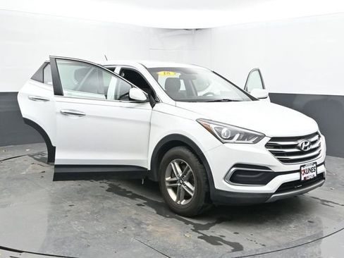 Used 2018 Hyundai Santa Fe Sport image 29