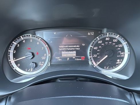 Used 2025 Toyota Highlander XLE image 20