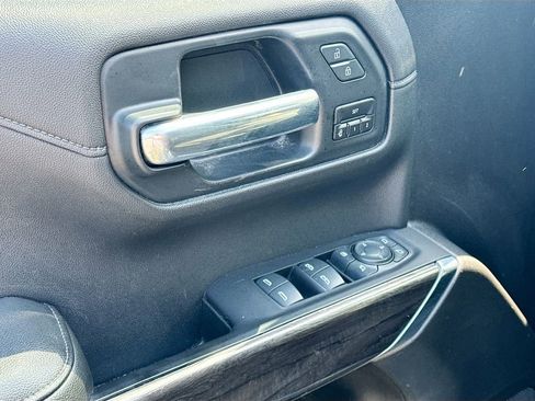 Used 2020 Chevrolet Silverado 1500 LTZ image 18