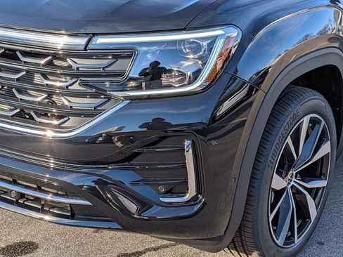 New 2026 Volkswagen Atlas SEL Premium R-Line image 9