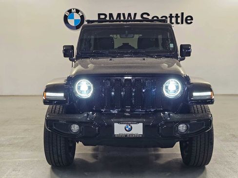 Used 2021 Jeep Wrangler Unlimited Sahara AWD/4WD image 6